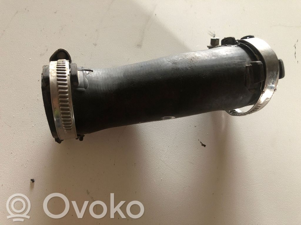 Audi A6 S6 C6 4F Furtun/conductă intercooler 