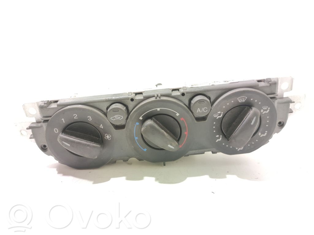 Climate control unit   3M5T19980