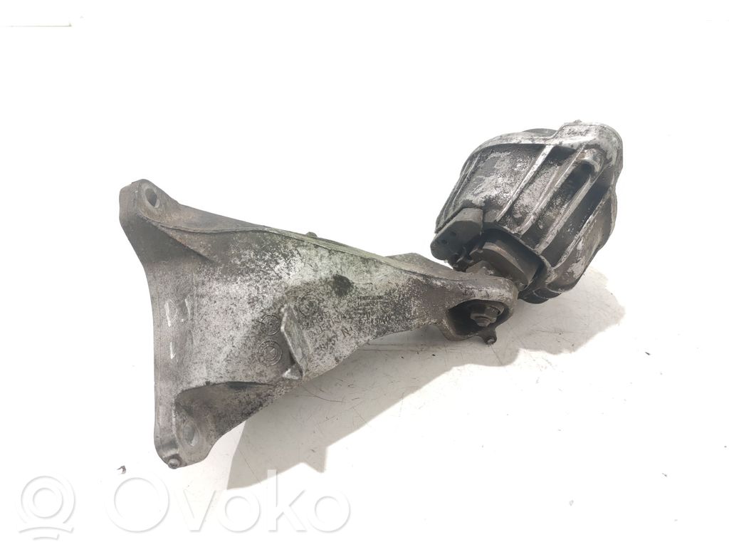 Engine mounting bracket   24168110