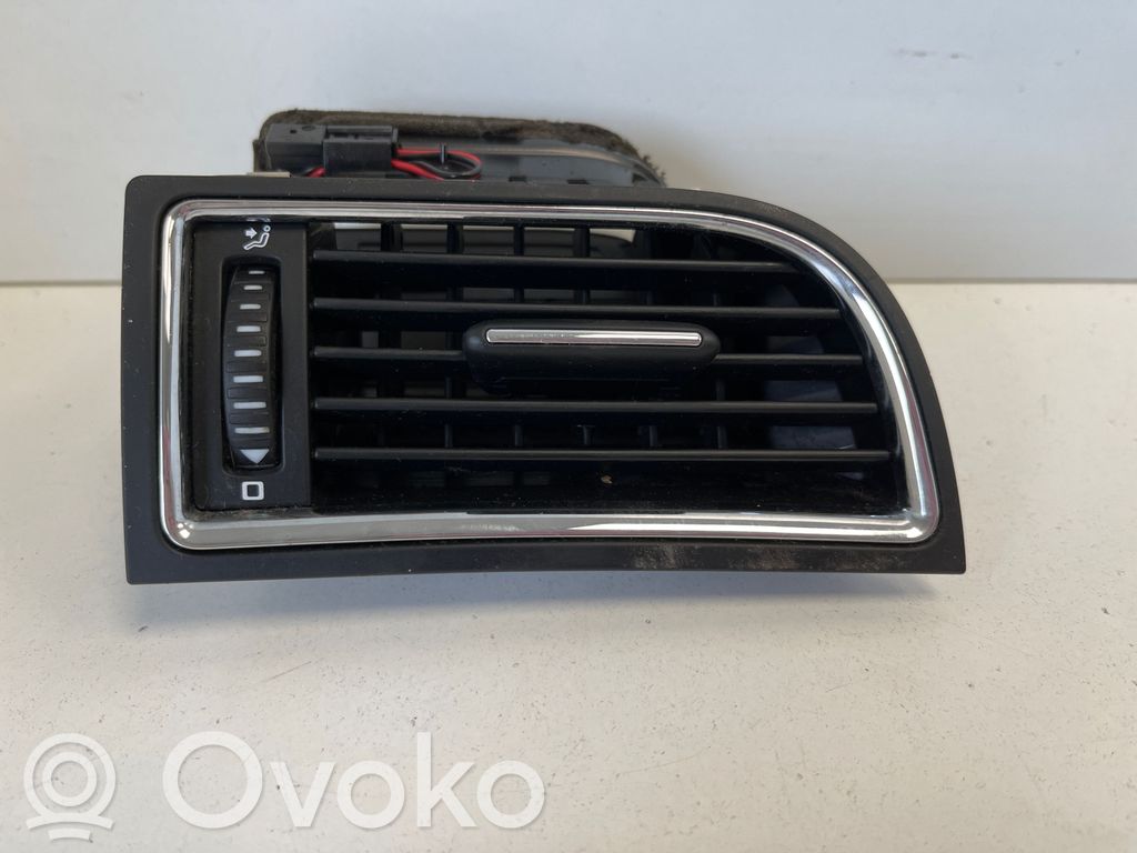 Skoda Superb B6 (3T) Dashboard side air vent grill/cover trim 