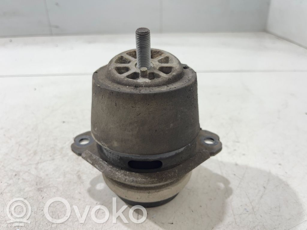 Audi Q7 4L Suport tampon motor 
