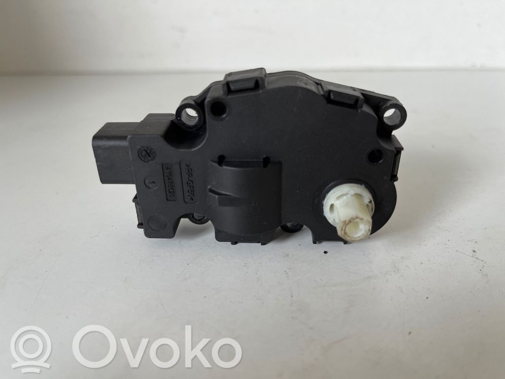 Audi A5 8T 8F Moteur / actionneur de volet de climatisation 