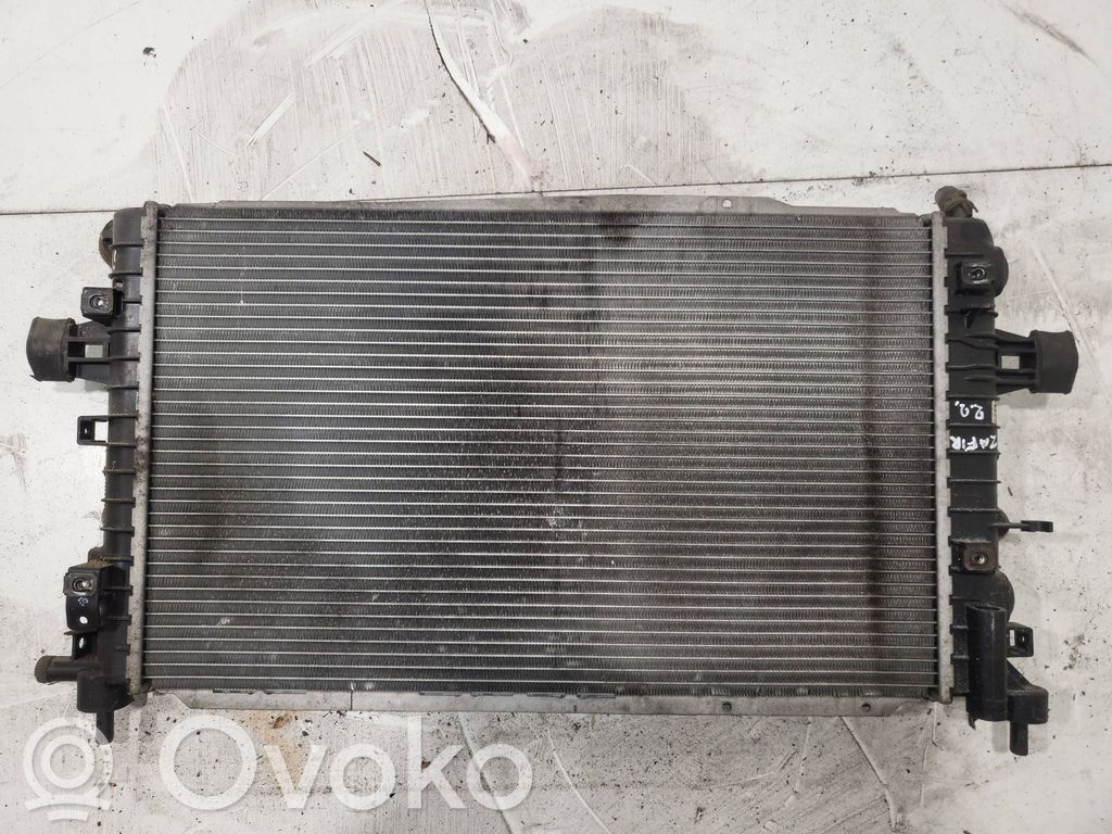 Opel Zafira B Coolant radiator 