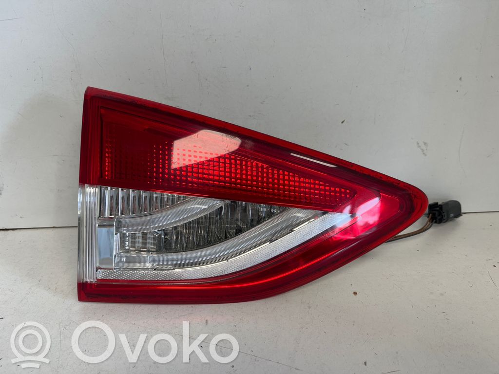 Ford Kuga II Takaluukun takavalot 