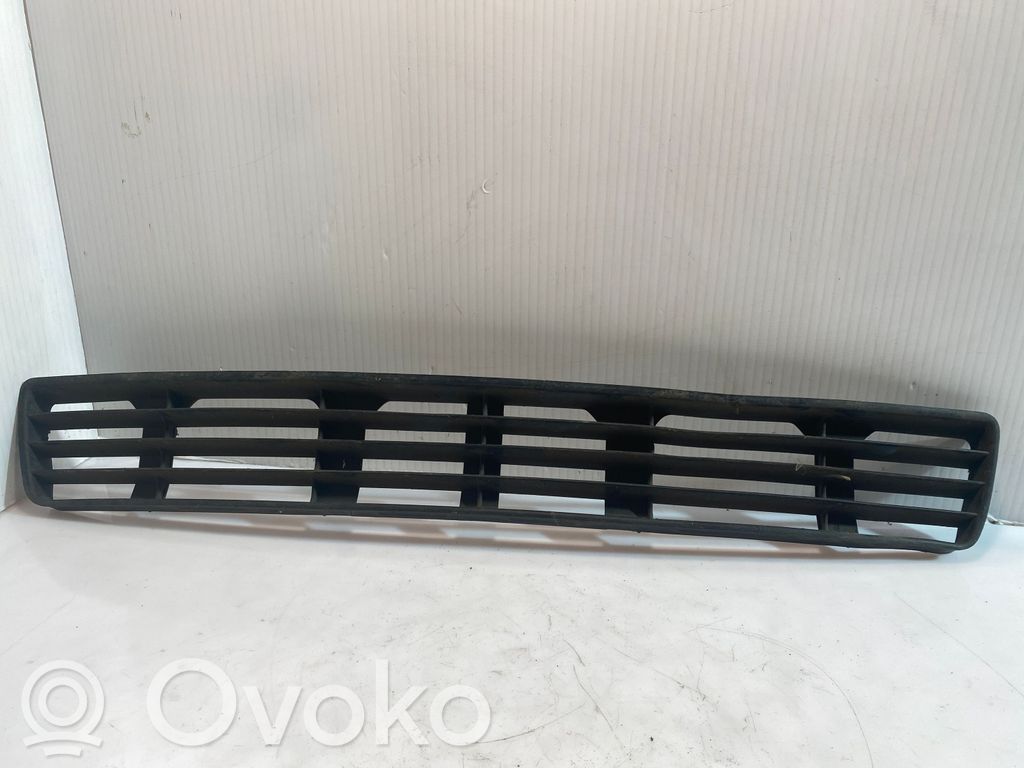 Audi A4 S4 B5 8D Front bumper lower grill 