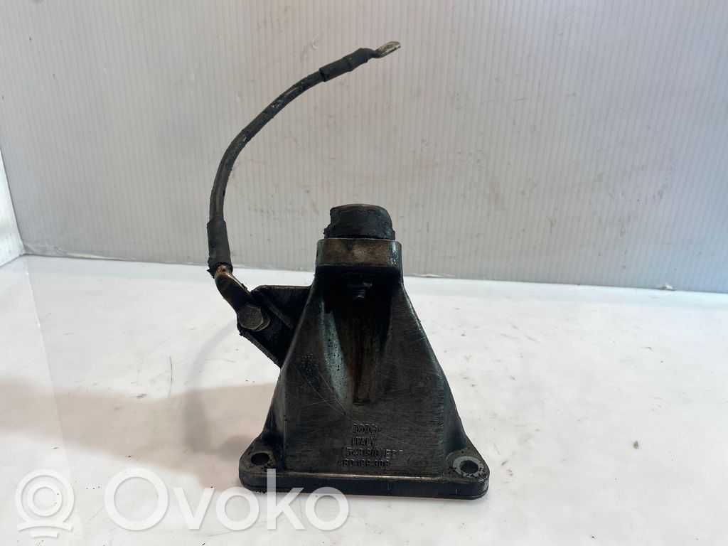Audi A6 S6 C5 4B Engine mounting bracket 
