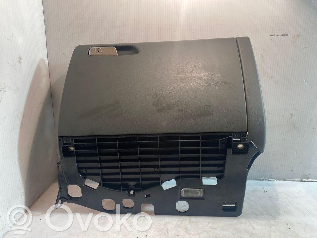 Audi A4 S4 B8 8K Juego guantera 