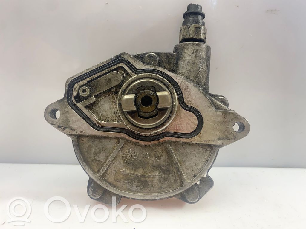 Mercedes-Benz A W169 Pompe à vide 