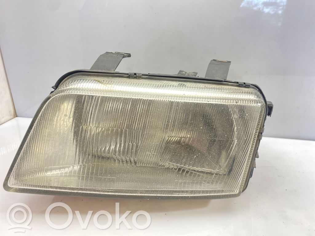 Audi A4 S4 B5 8D Headlight/headlamp 