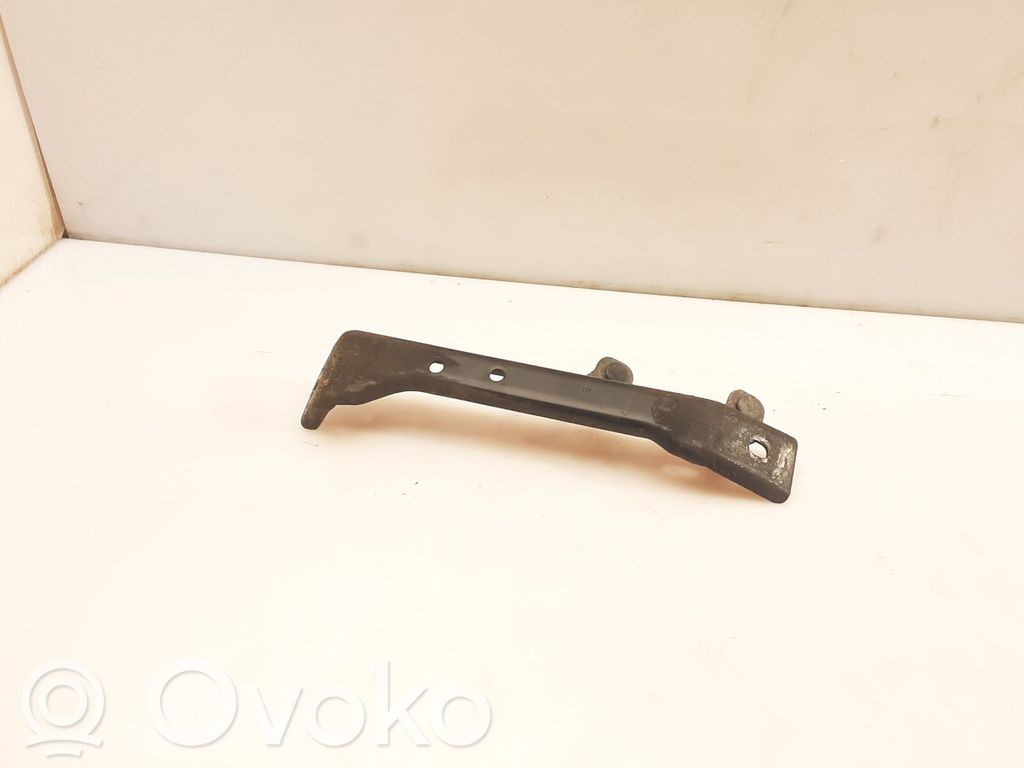 Audi A6 S6 C6 4F Radiator support slam panel bracket 