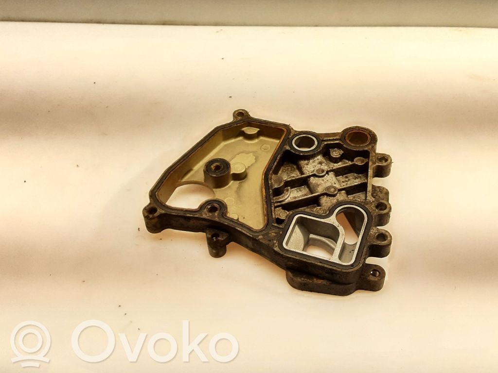 Audi A8 S8 D4 4H Другая деталь отсека двигателя 