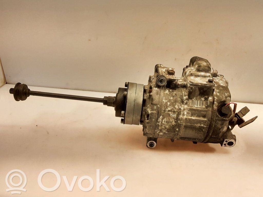Audi A8 S8 D3 4E Ilmastointilaitteen kompressorin pumppu (A/C) 
