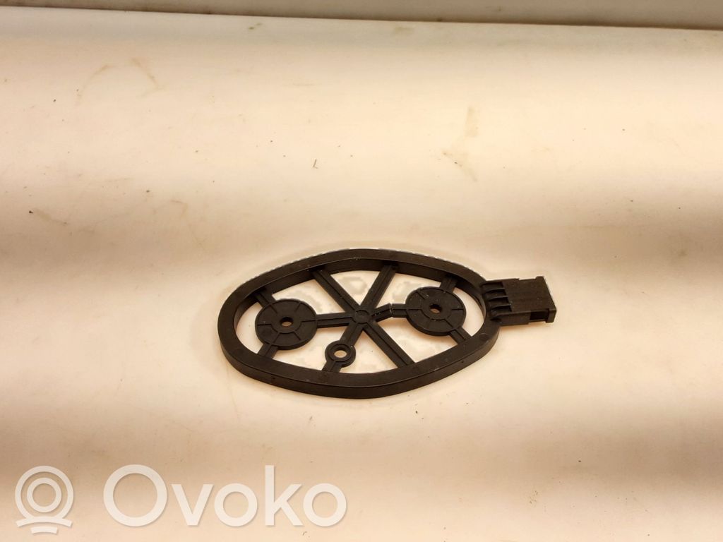 Audi A8 S8 D3 4E Käynnistyksenestolaitteen lukulaite (pysty) 