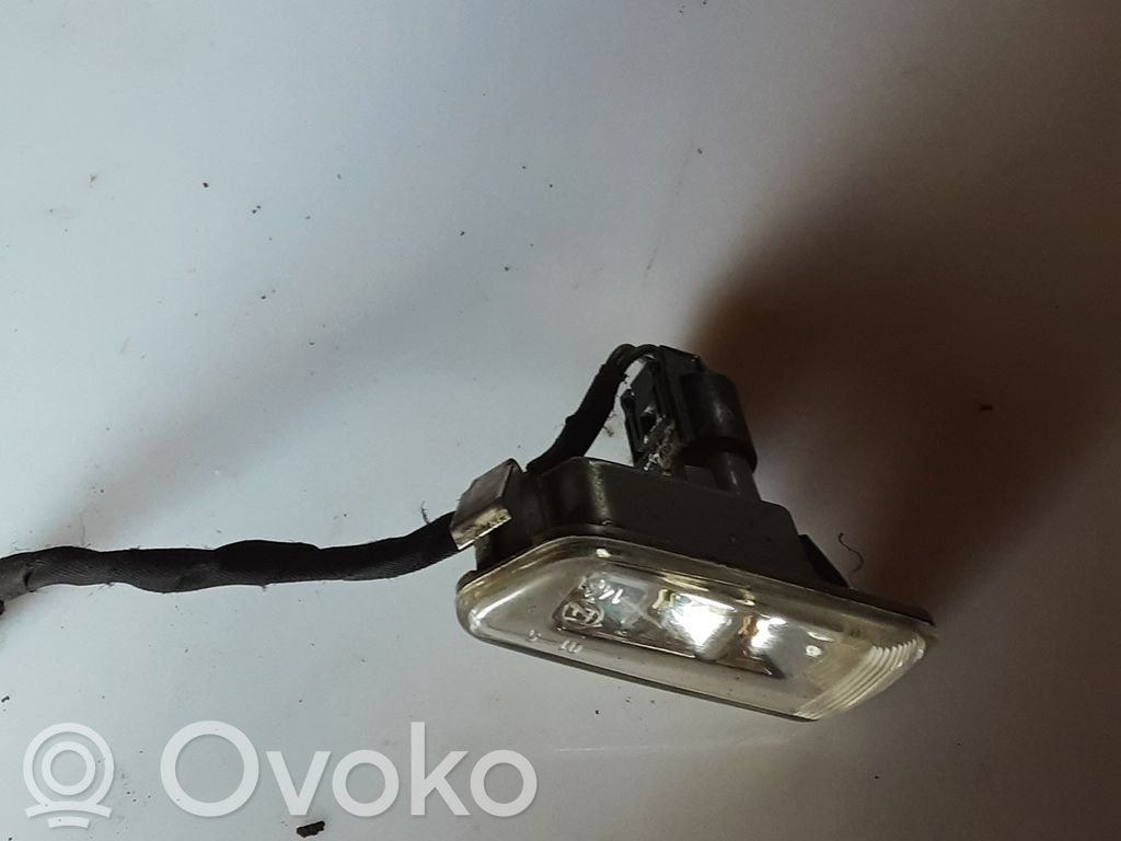 Seitenblinker   4E0949128