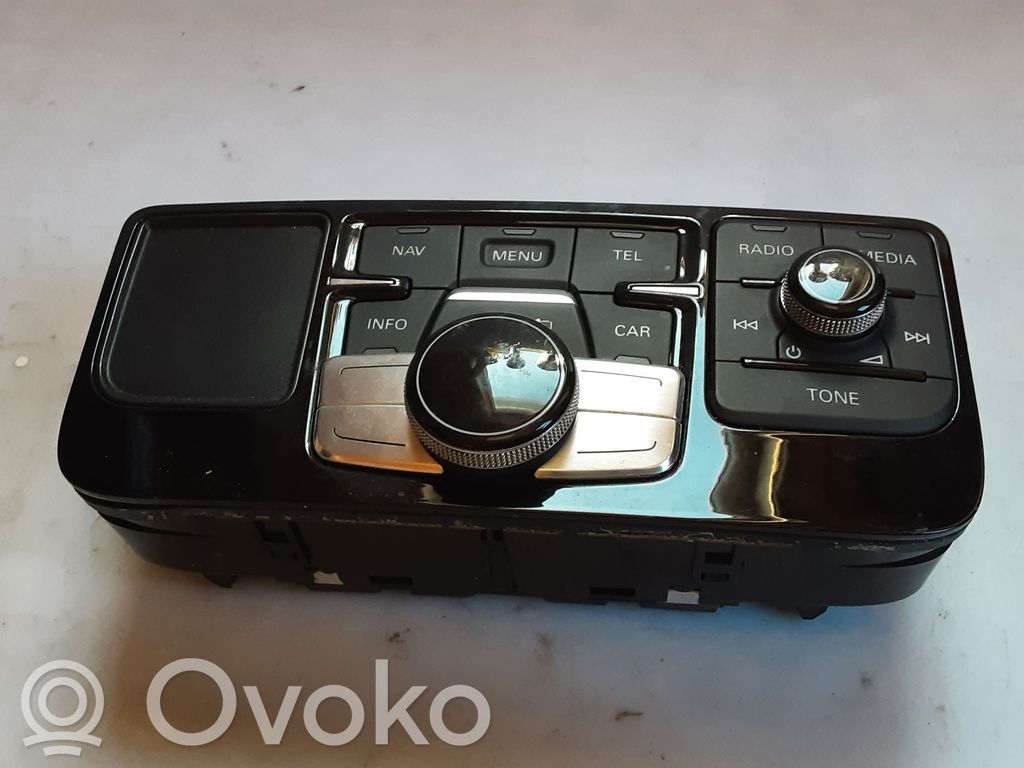 Head unit multimedia control   4H1919600C