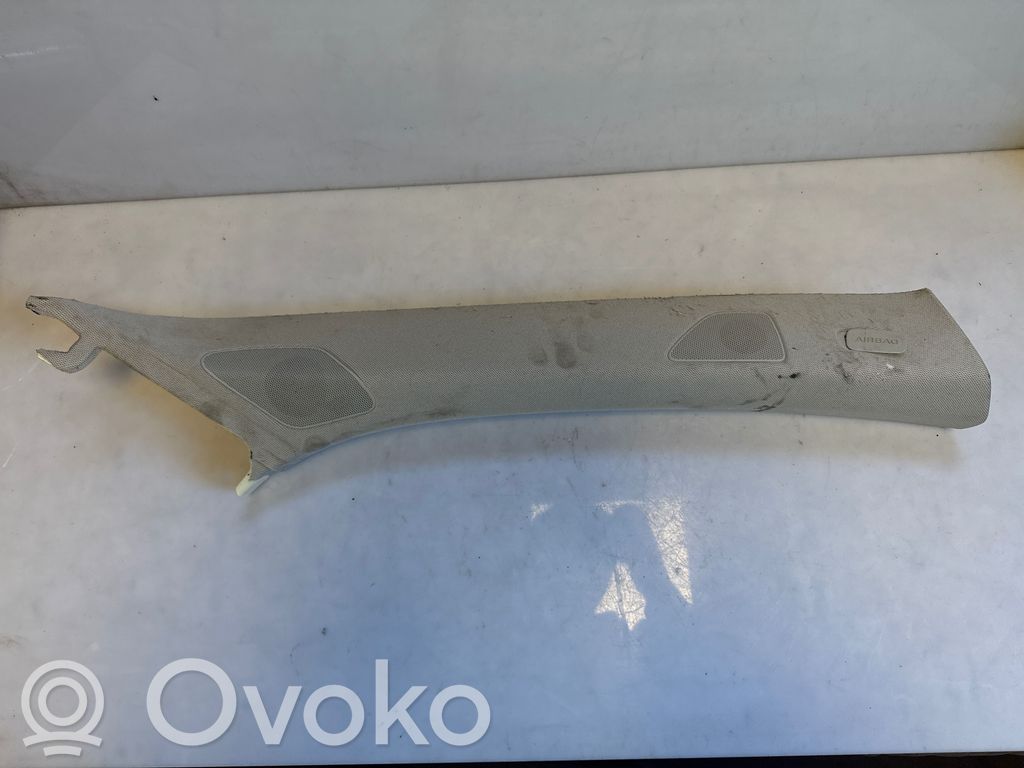 Audi Q7 4M Osłona słupka szyby przedniej / A 