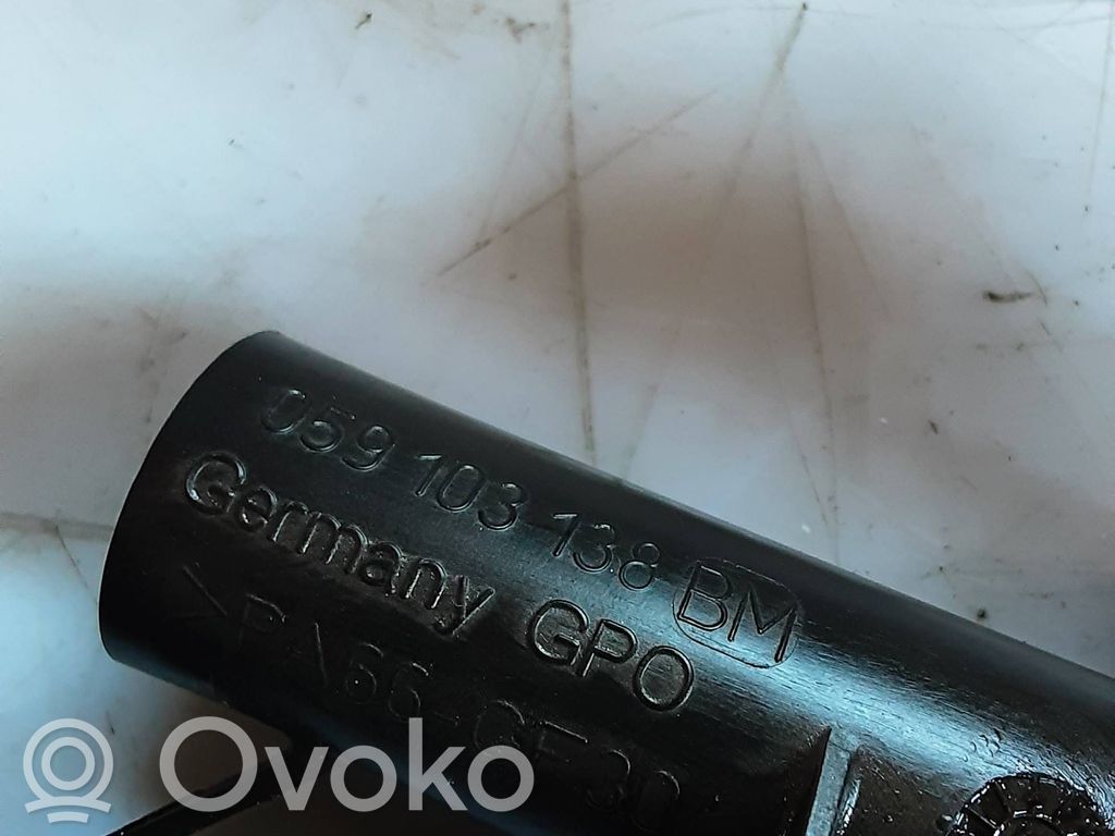 Audi Q7 4M Öljyn huohotinsäiliö 