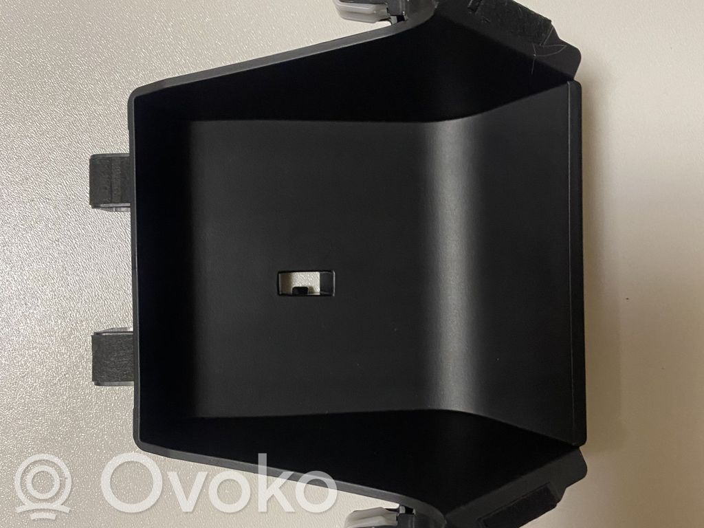 Embellecedor de la consola central   92173AN00A