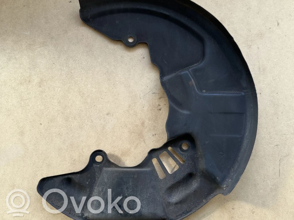 Subaru Outback (BS) Etujarrun jarrulevyn pölysuojalevy 
