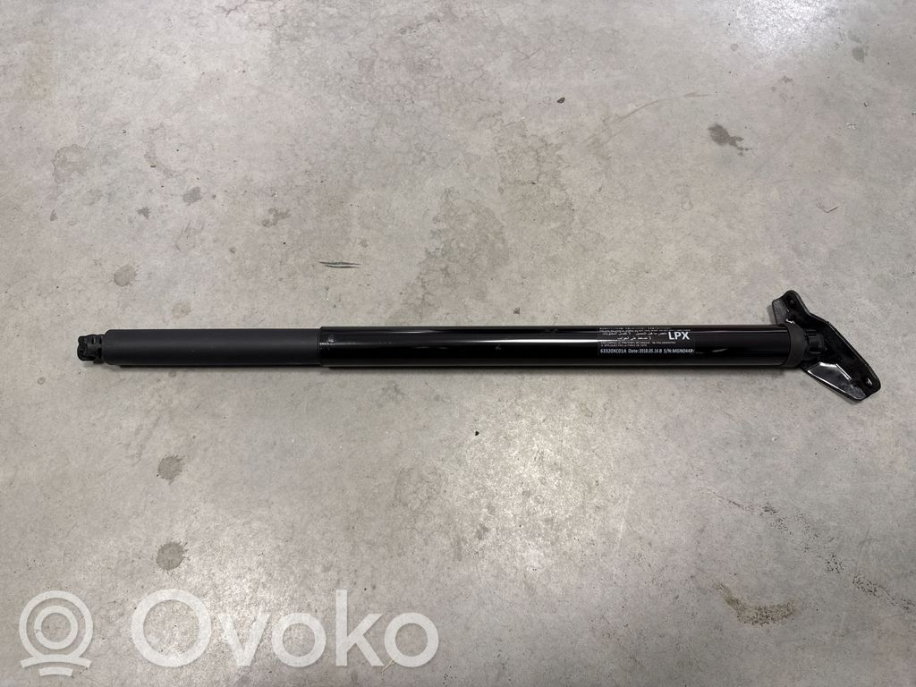 Amortyzator / Siłownik tylnej klapy bagażnika   63320XC01A,20180516B