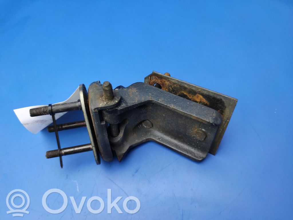 Front door lower hinge   30215