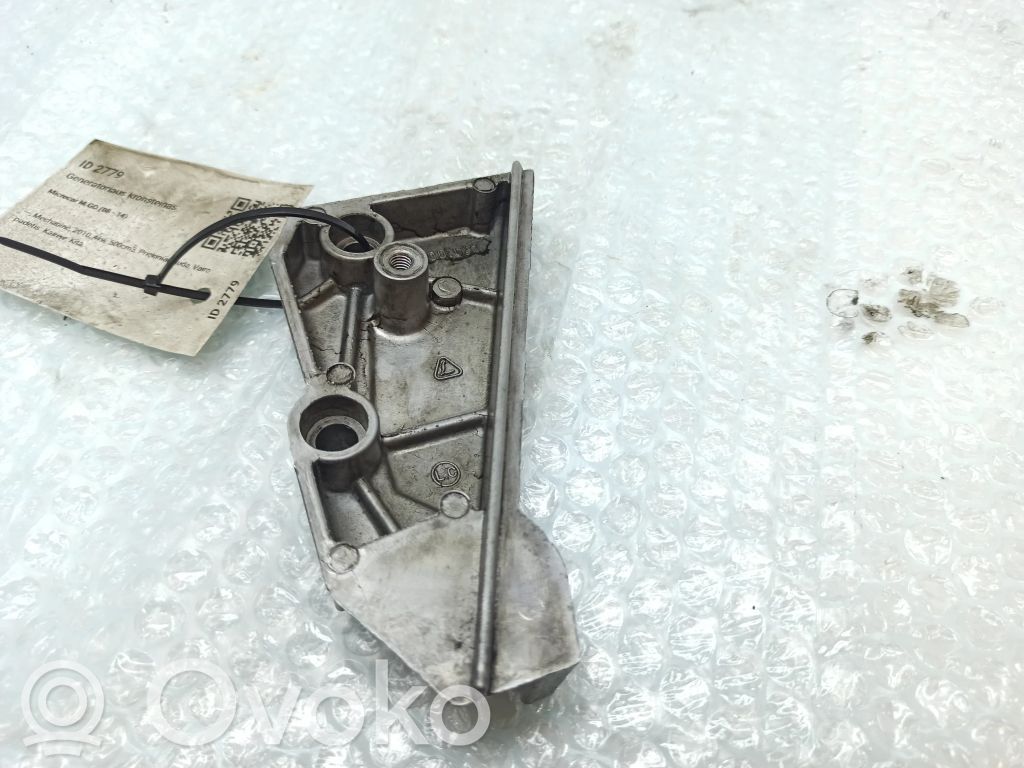 Microcar M.GO Generator/alternator bracket 