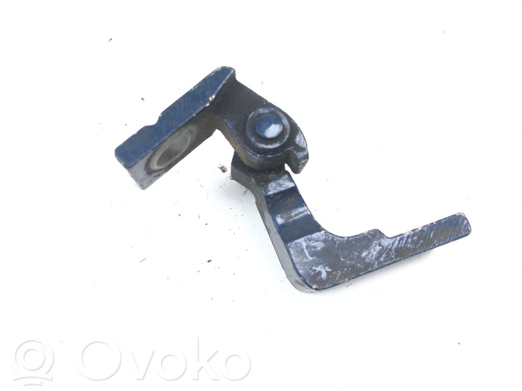 Volkswagen PASSAT B5.5 Front door upper hinge 