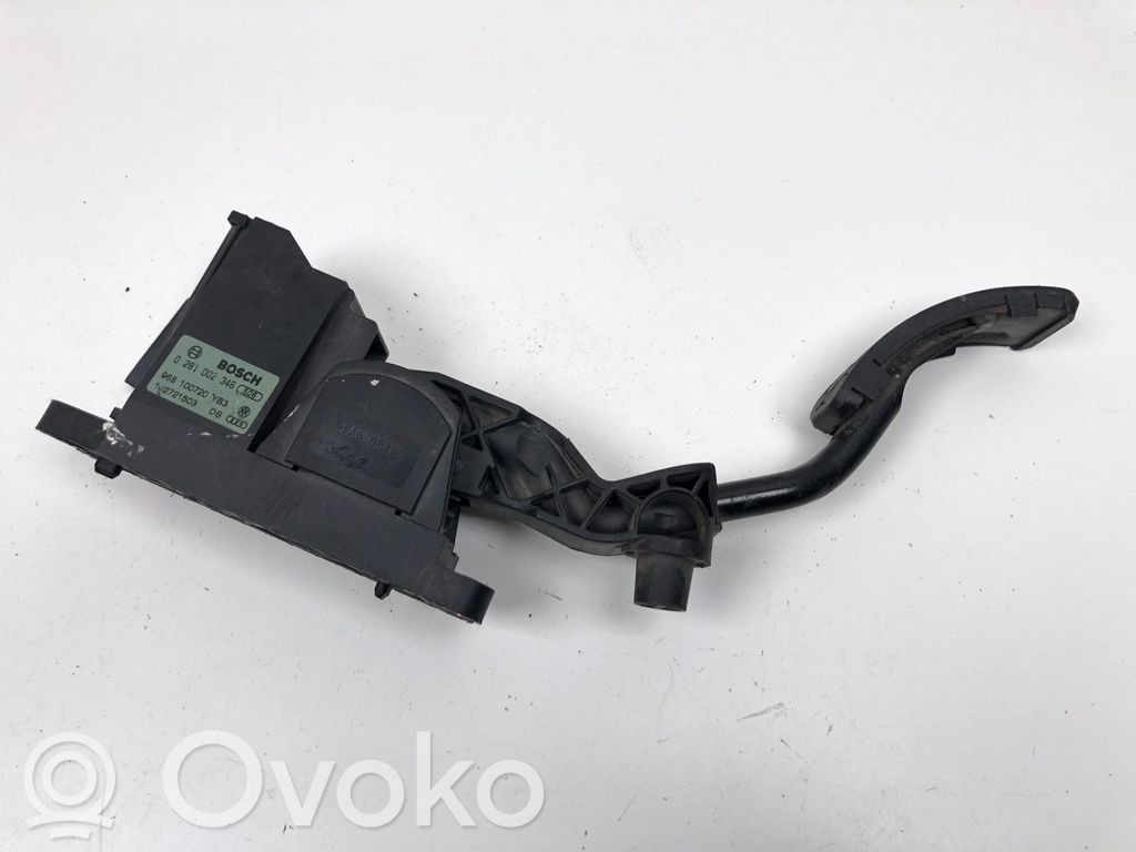 Volkswagen Golf IV Pedał gazu / przyspieszenia 