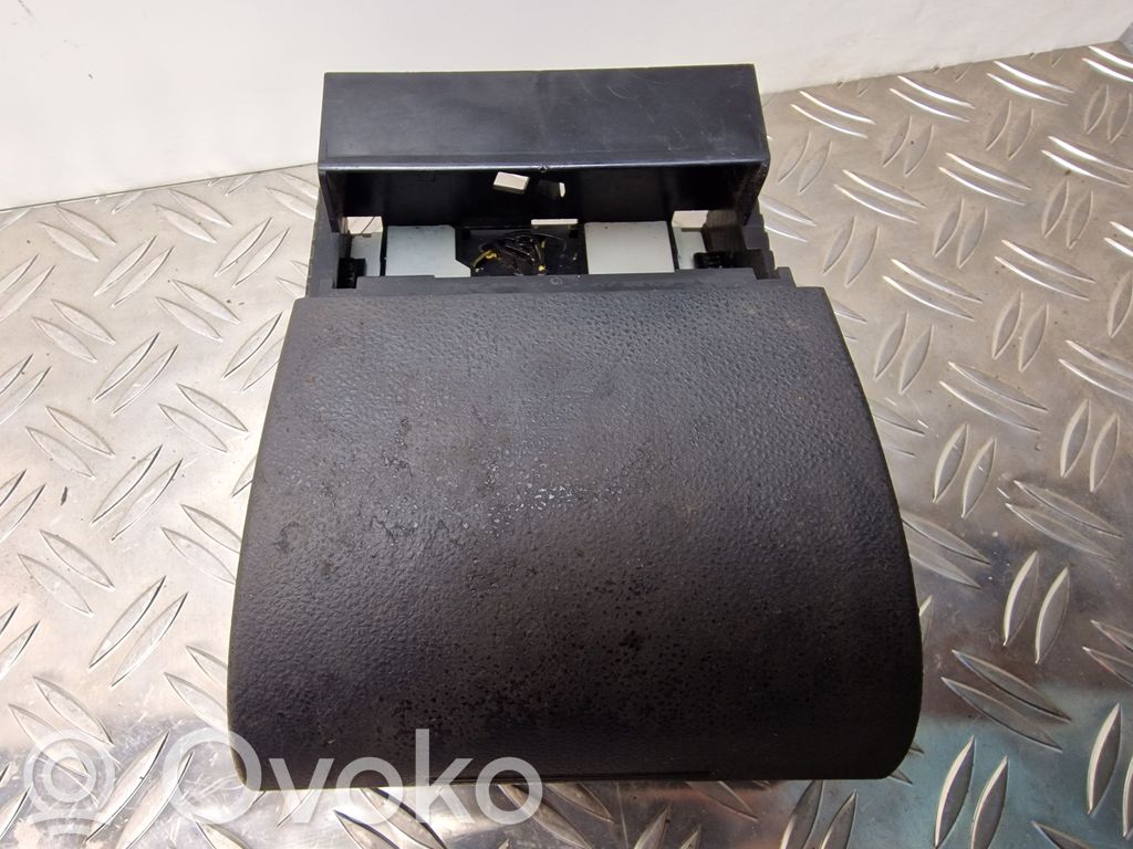 Audi A2 Pelnutrauks (priekšā) 