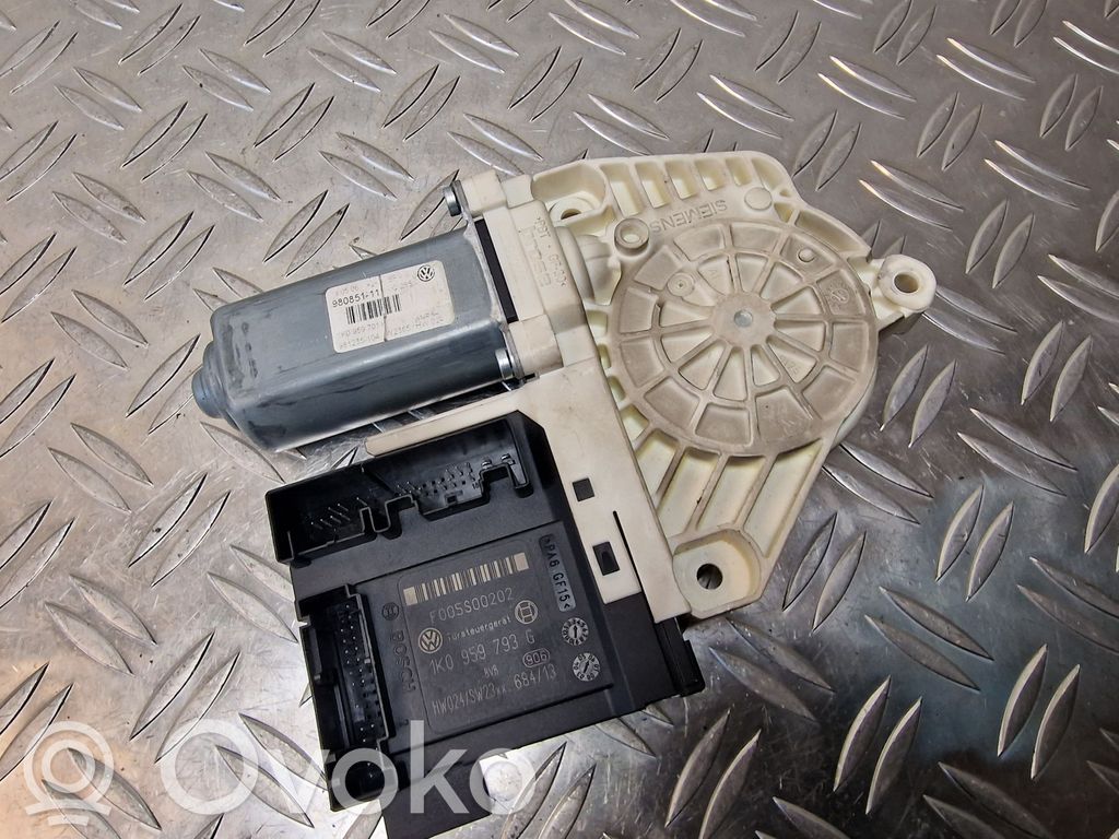 Volkswagen PASSAT B6 Silnik regulatora szyby drzwi przednich 