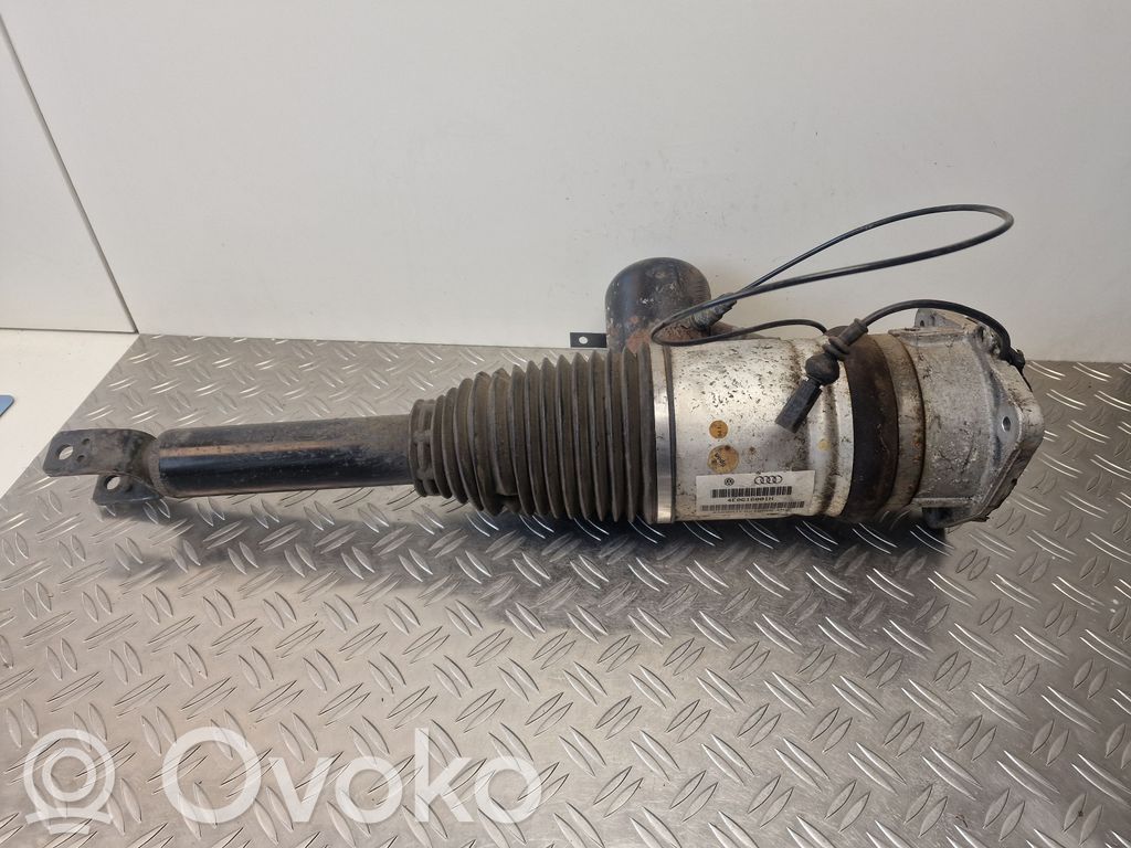 Audi A8 S8 D3 4E Ilmavaimennus takaiskunvaimennin 