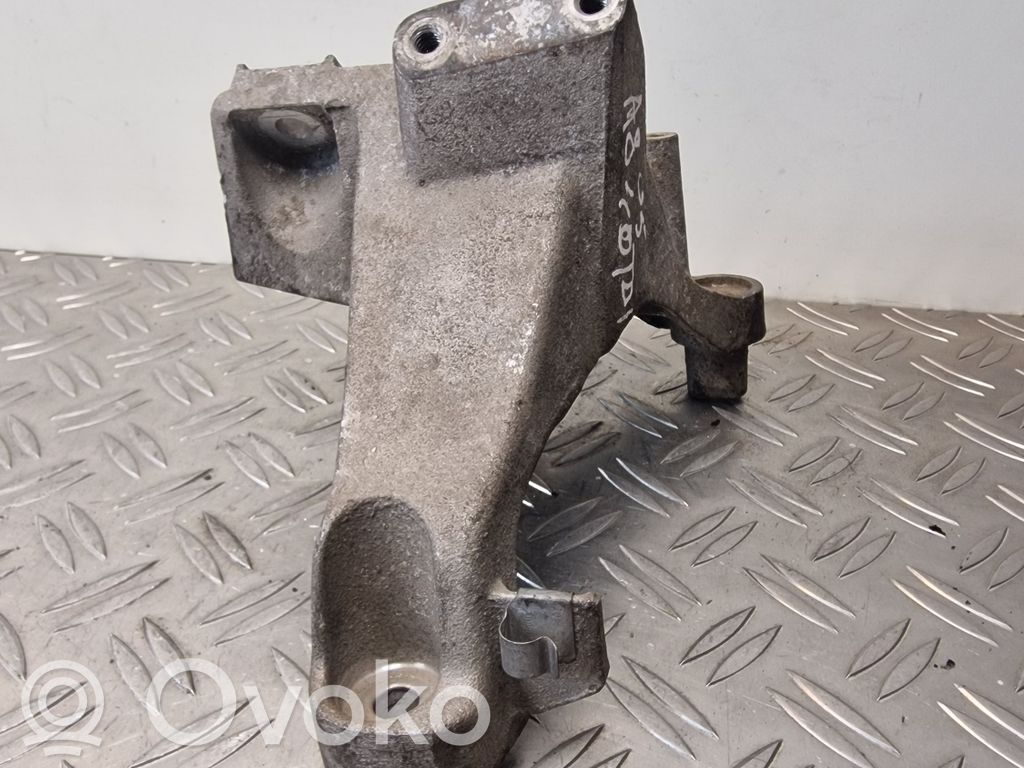 Audi A8 S8 D3 4E Engine mounting bracket 