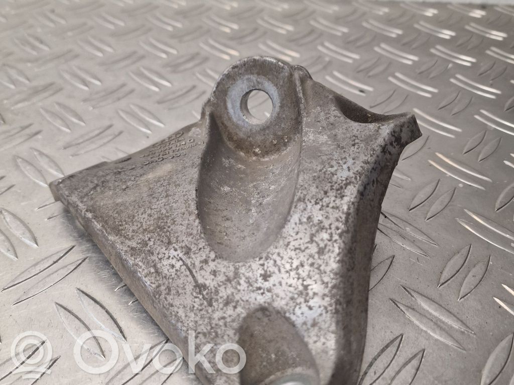 Audi A8 S8 D3 4E Gearbox mounting bracket 