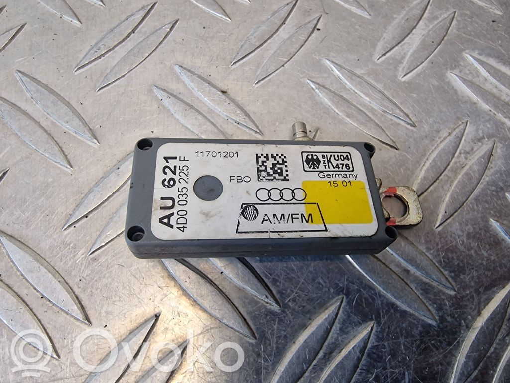 Audi A8 S8 D2 4D Antenos stiprintuvas 