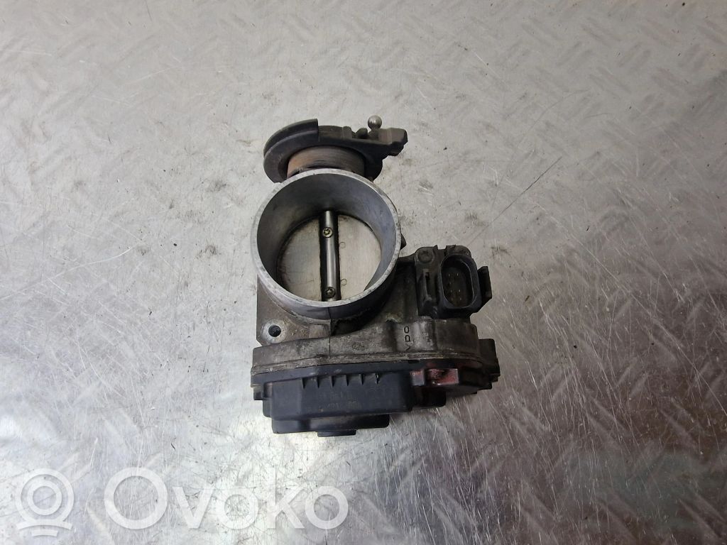 Volkswagen PASSAT B5 Droselinė sklendė 