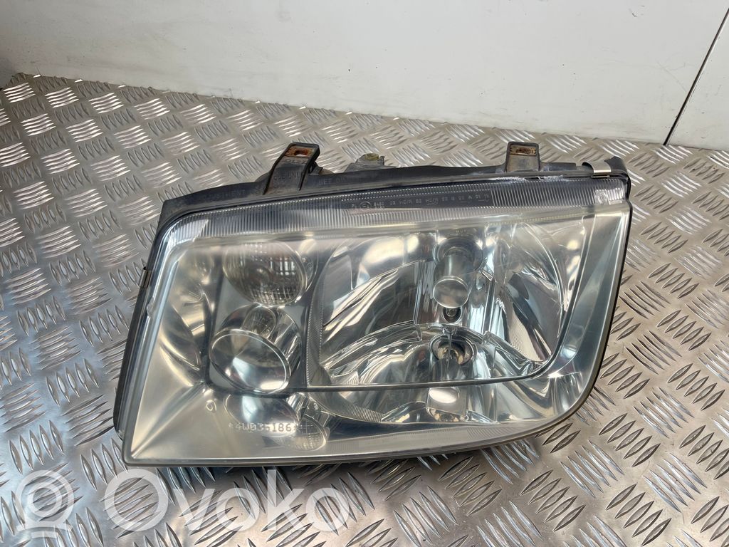 Volkswagen Bora Faro/fanale 