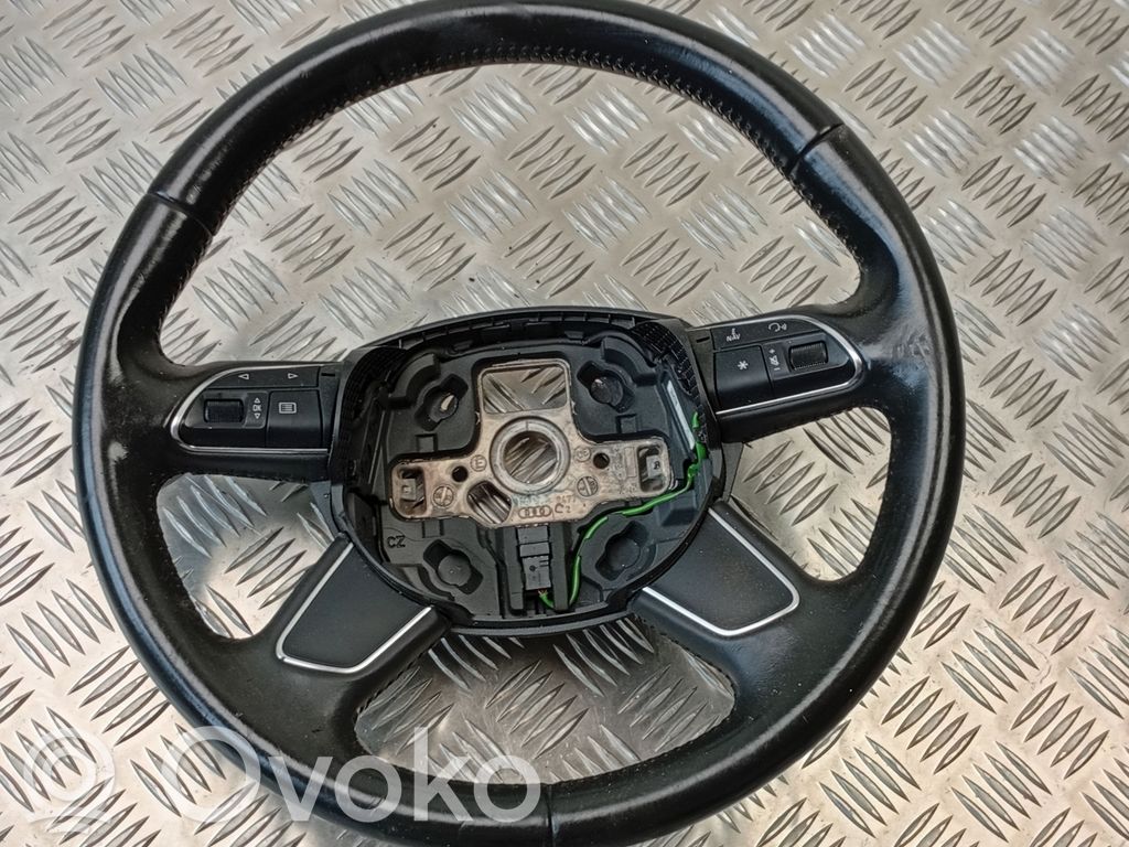 Audi Q3 8U Ohjauspyörä 