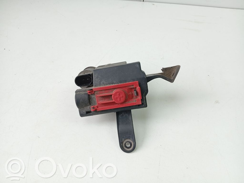 Audi A4 S4 B9 Current control relay 