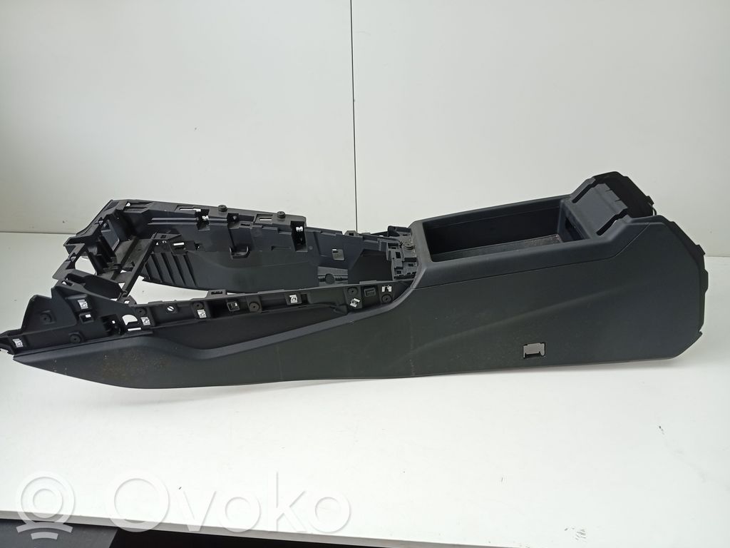 Audi A4 S4 B9 Centrālā konsole 