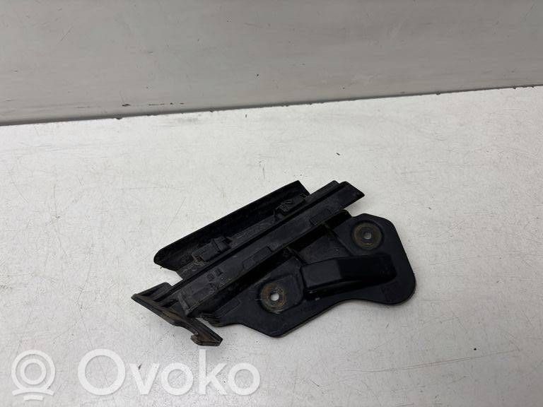 Volkswagen Golf Plus Front bumper mounting bracket 