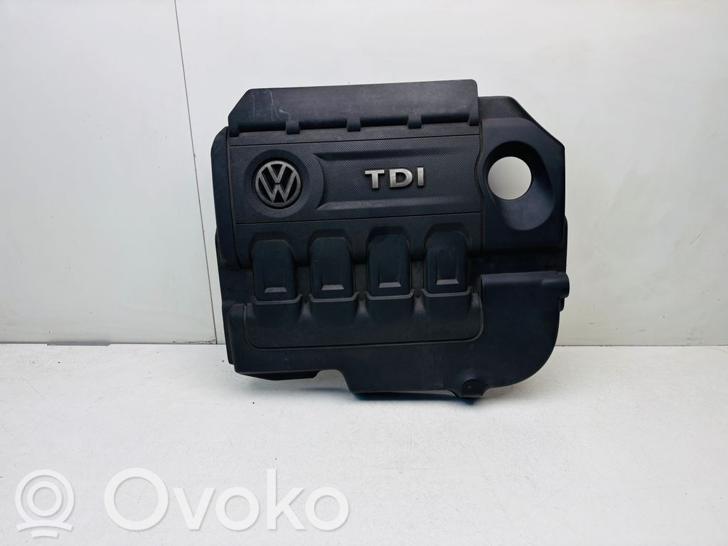 Volkswagen PASSAT B8 Engine cover (trim) 