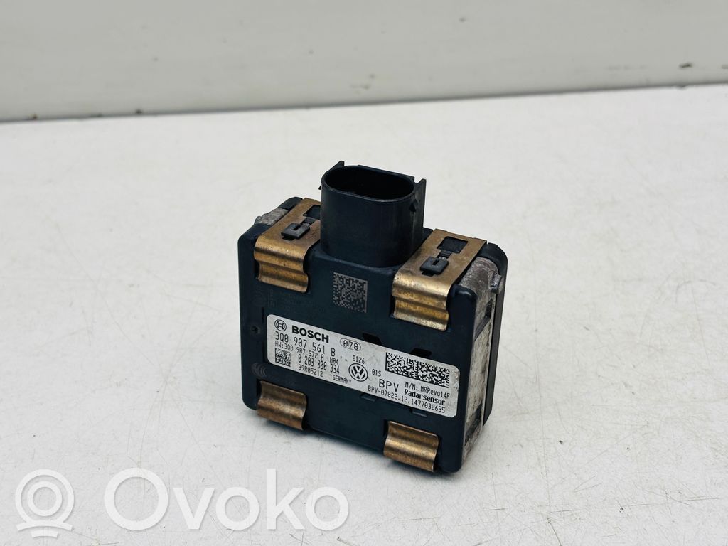 Volkswagen PASSAT B8 Radar / Czujnik Distronic 