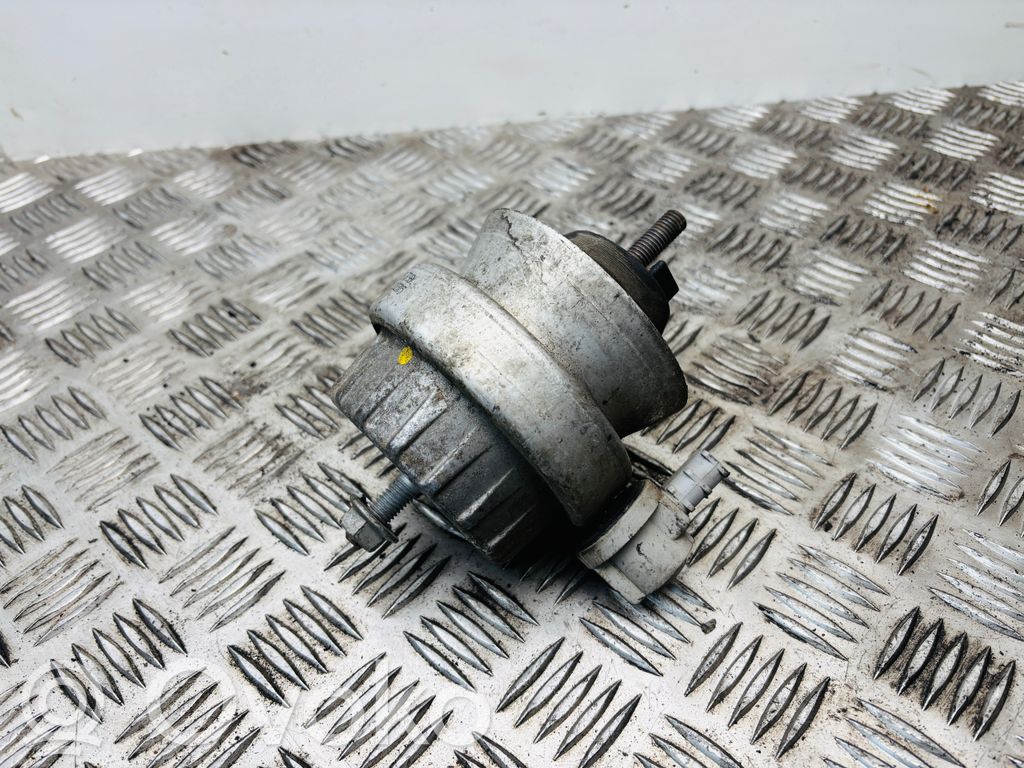 Engine mount bracket   4F0199379BK