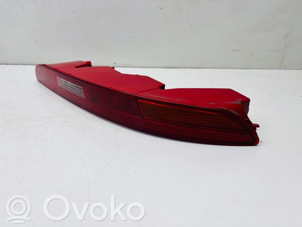 Audi Q3 8U Takapuskurin valo 