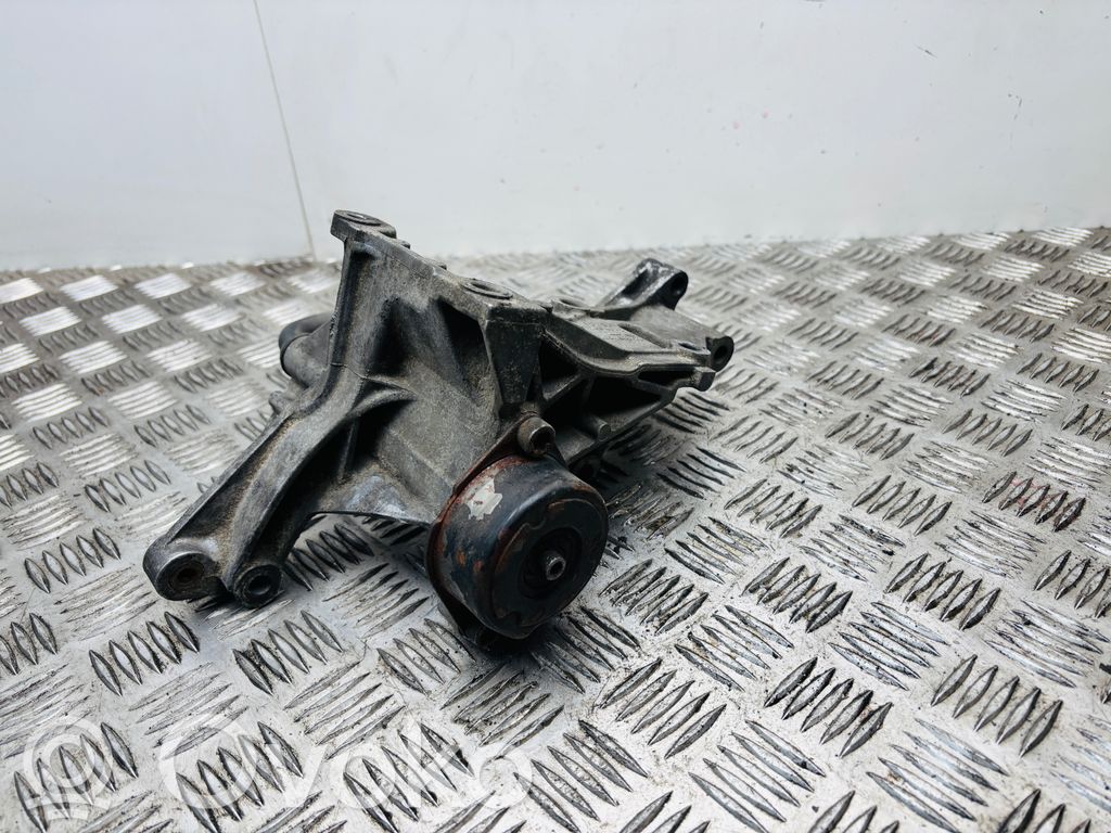 Volkswagen Sharan Generator/alternator bracket 
