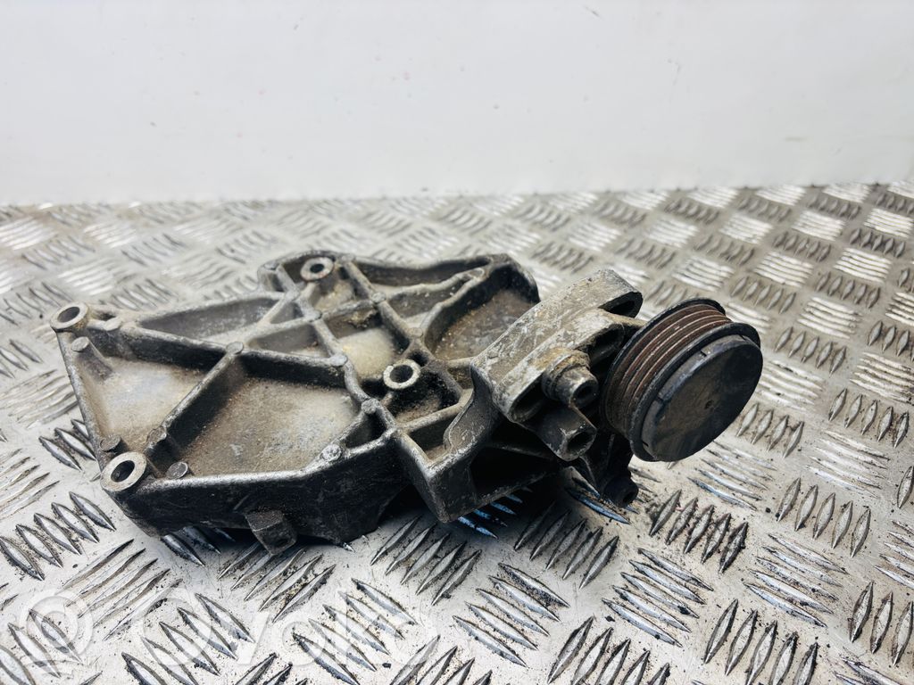 Audi A4 S4 B5 8D A/C compressor mount bracket 