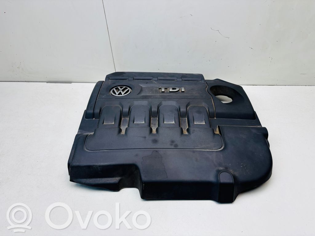 Volkswagen PASSAT B8 Engine cover (trim) 