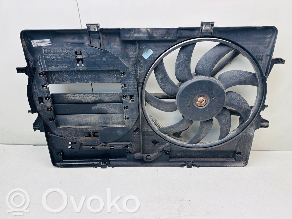 Audi A4 S4 B8 8K Elektryczny wentylator chłodnicy 