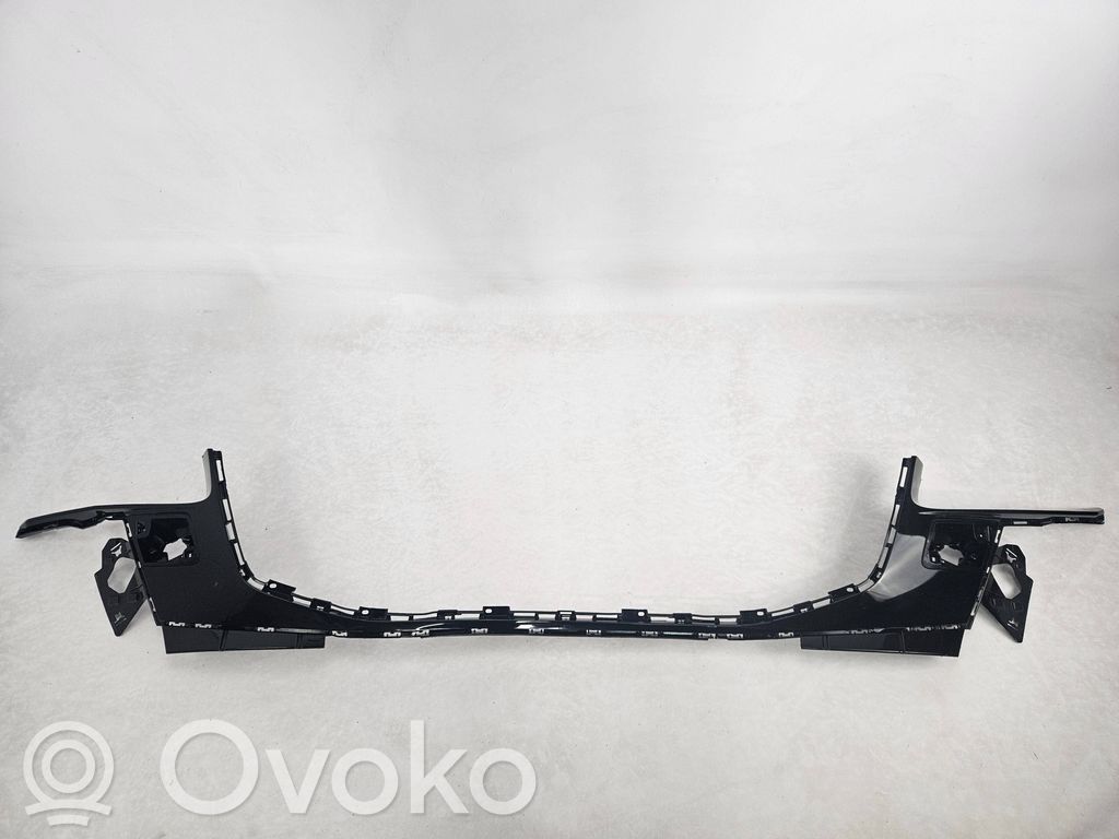 Audi Q6 e-tron Front bumper lip 