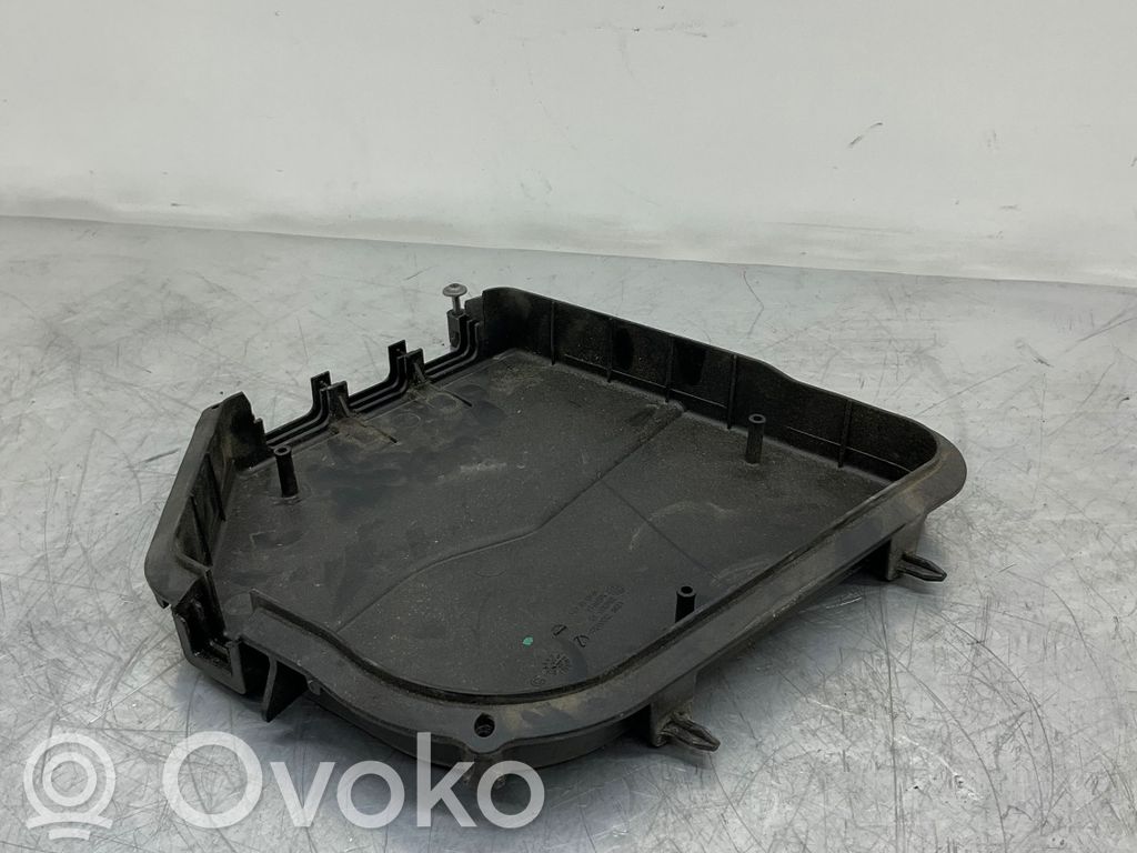 BMW 7 F01 F02 F03 F04 Fuse box cover 